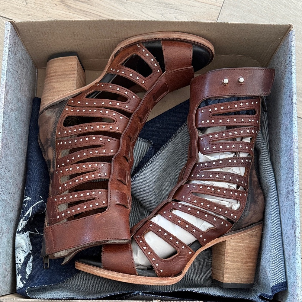 Freebird by Steven Brown Lotus NEVER BEEN WORN